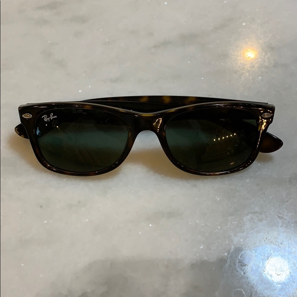 Ray Ban wayfarer sunglasses